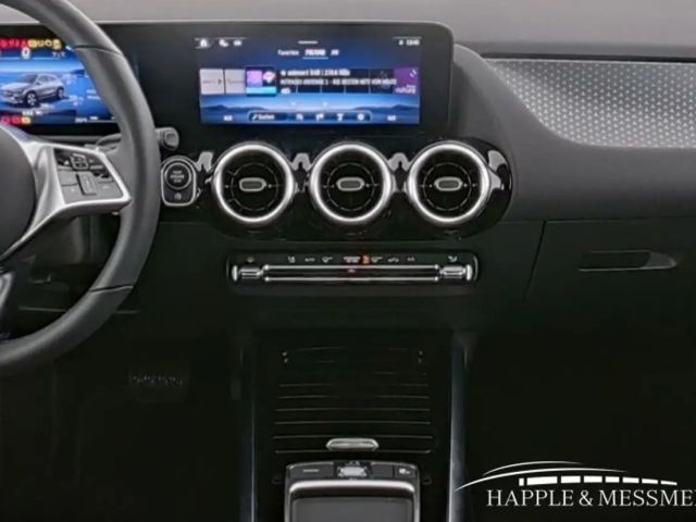 Mercedes-Benz GLA 250 4MATIC Progressive