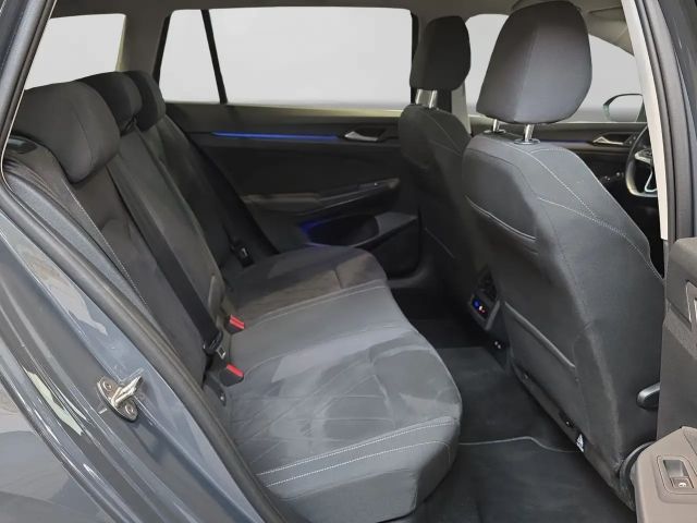 Volkswagen Golf DSG Style Variant