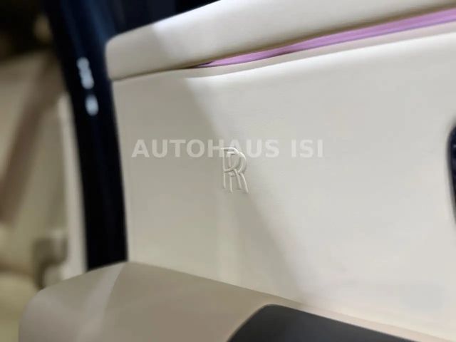 Rolls-Royce Cullinan NOVITEC WIDEBODY,VIP,24",STARLIGHT