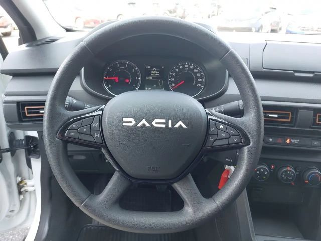 Dacia Sandero Essential Stepway TCe 90