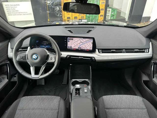 BMW iX1 xDrive30
