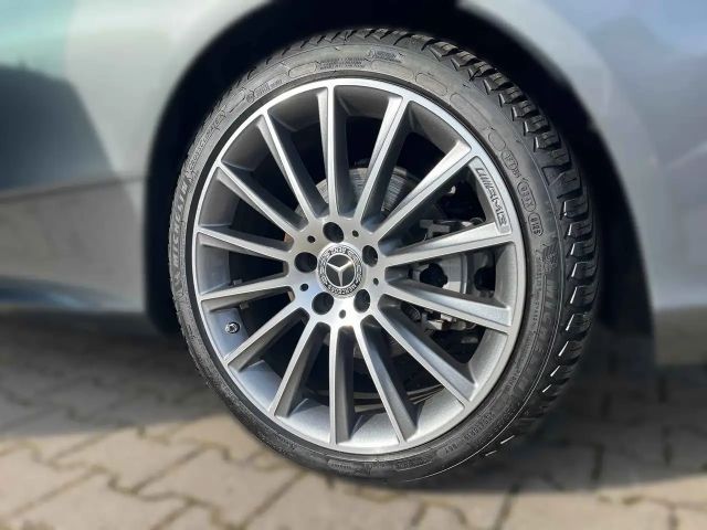 Mercedes-Benz C 200 AMG Line Cabriolet