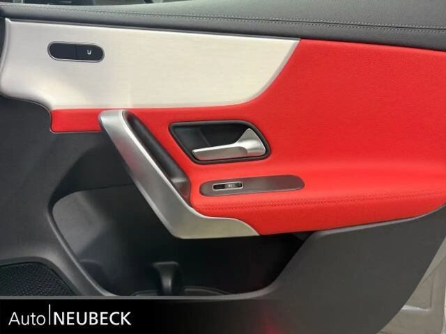 Mercedes-Benz CLA 200 Shooting Brake