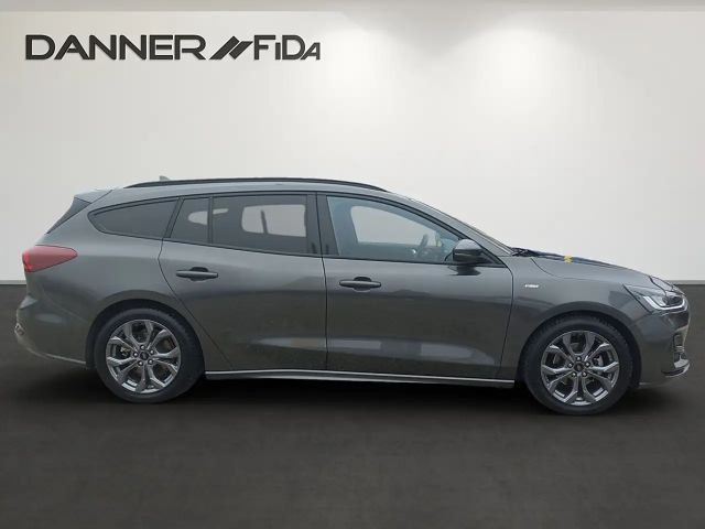 Ford Focus ST Line Wagon