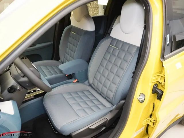 Fiat Grande Panda E La Prima