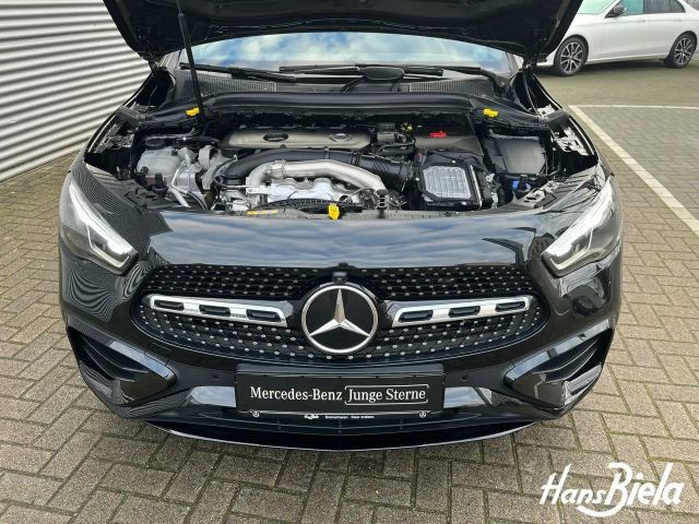 Mercedes-Benz GLA 220 4MATIC AMG Line