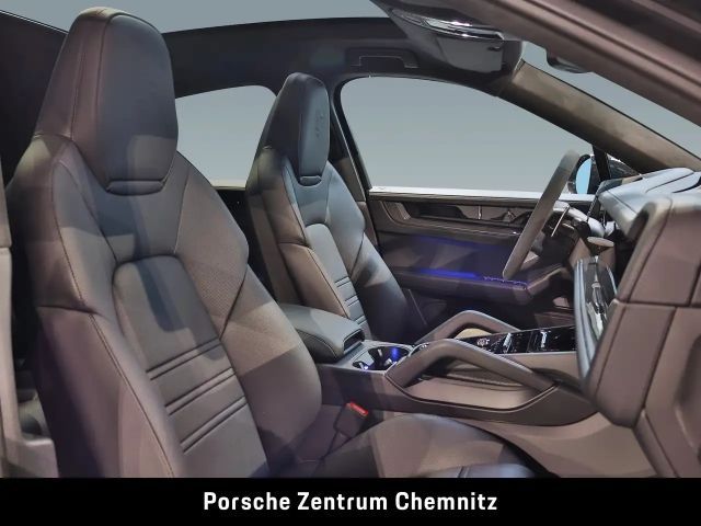 Porsche Cayenne 4 Coupé GTS