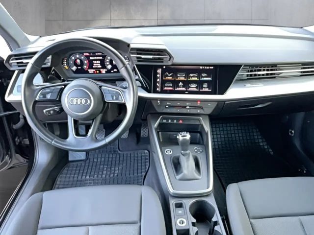 Audi A3 30 TDI Sedan