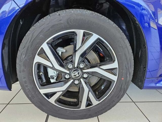 Toyota Yaris Hatchback Hybride Team D