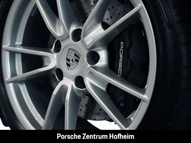 Porsche 992 Carrera Coupé