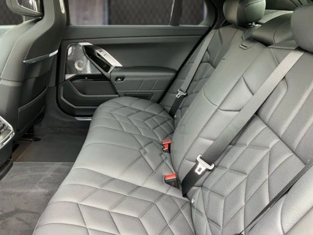 BMW 750 G70 Sedan xDrive