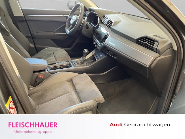 Audi RS Q3 Quattro S-Tronic