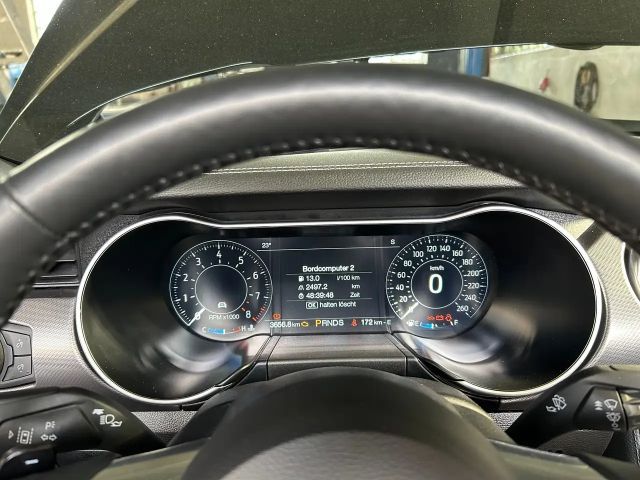 Ford Mustang Convertible GT 5.0 V8