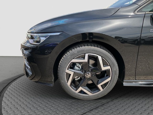 Volkswagen Golf 1.5 eTSI DSG R-Line