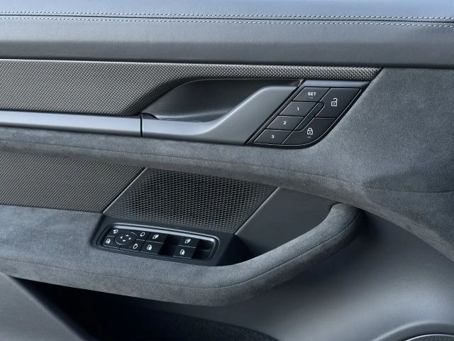 Porsche Taycan GTS Sport Turismo