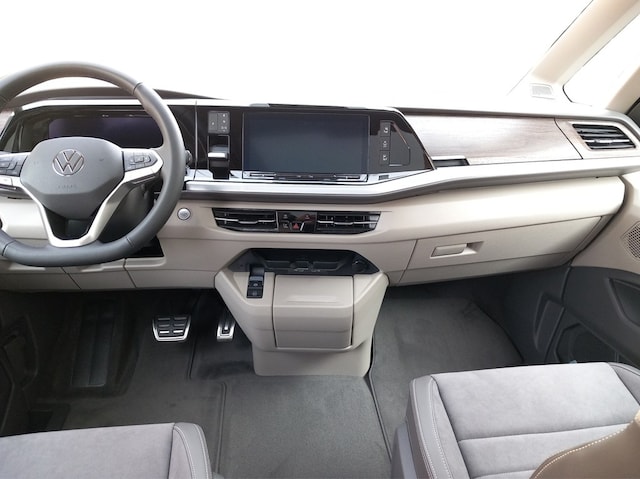 Volkswagen Multivan 2.0 TDI DSG Lang Style T7