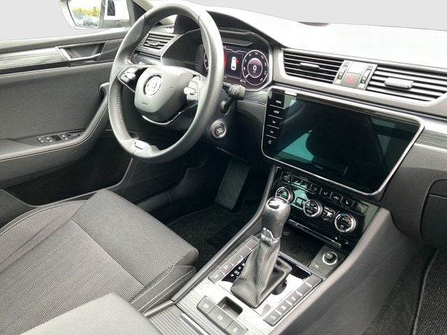 Skoda Superb 2.0 TDI Combi Style Style