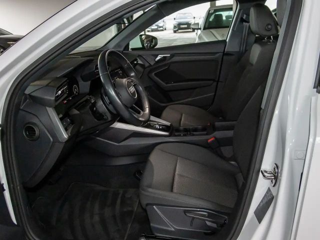 Audi A3 40 TFSI Hybride Sedan