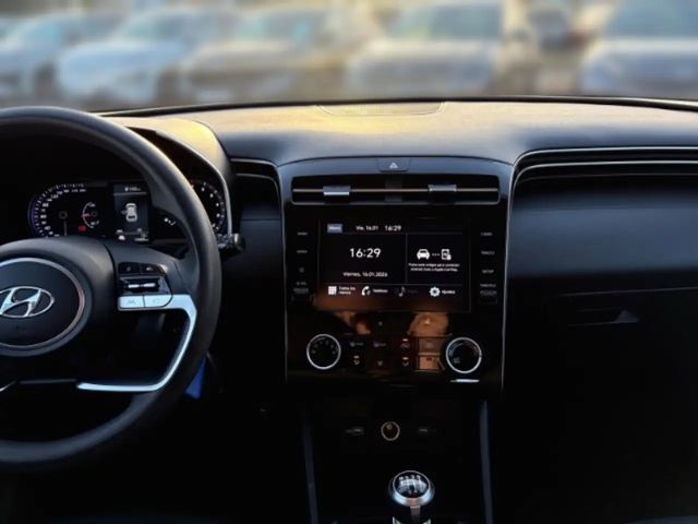 Hyundai Tucson 2WD Pure