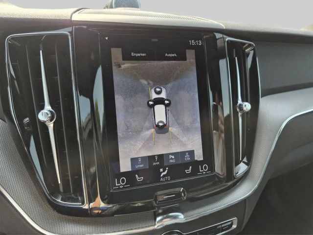 Volvo XC60 R-Design T8