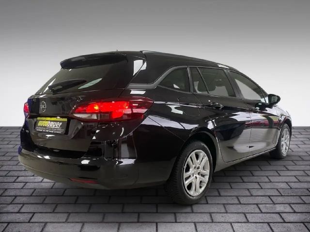 Opel Astra Business