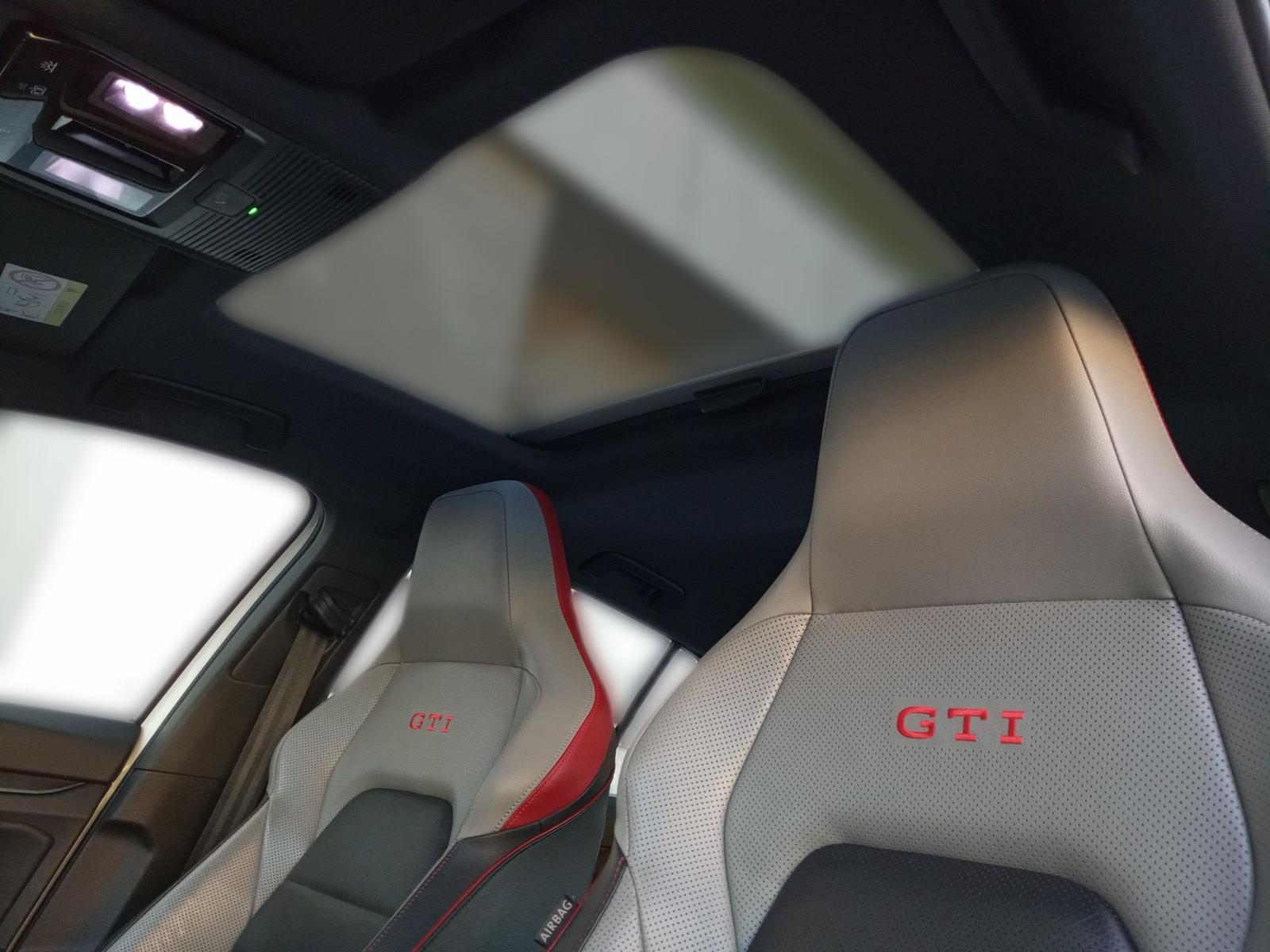 Volkswagen Golf 2.0 TSI GTI Golf VIII