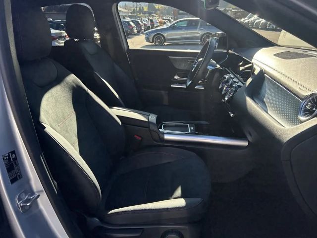 Mercedes-Benz EQA 300 4MATIC AMG Line