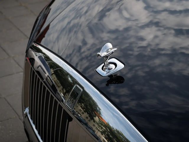 Rolls-Royce Spectre #Provenance