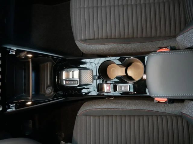 Peugeot E-2008 Active Pack