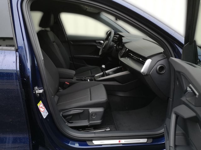 Audi A3 30 TFSI S-Line Sportback