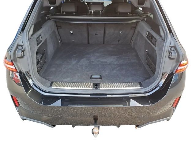 BMW 520 520d M-Sport Touring xDrive