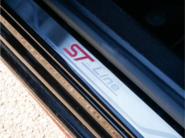 Ford Focus EcoBoost ST Line Style