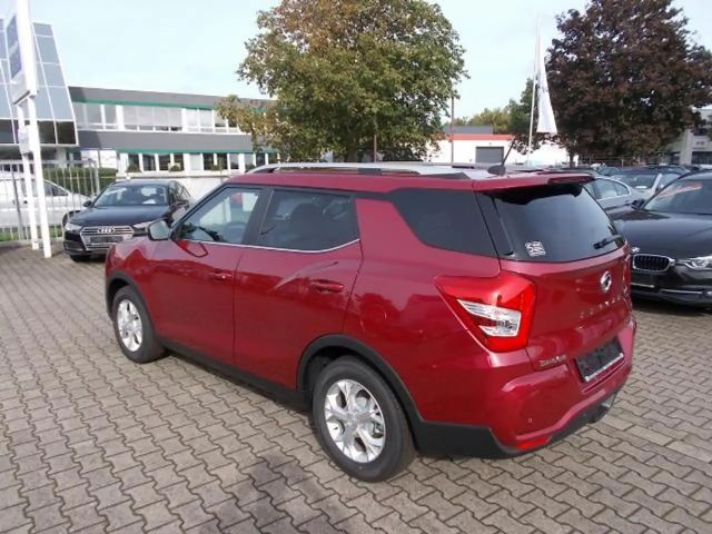 SsangYong Tivoli Grand Quarz1.5T Navi Sitzh. Kamera PDC