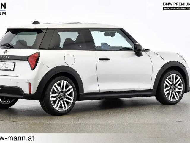 MINI Cooper CLASSIC TRIM,  PAKET M