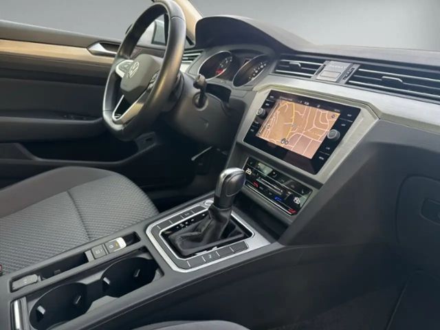 Volkswagen Passat 1.5 TSI DSG Variant