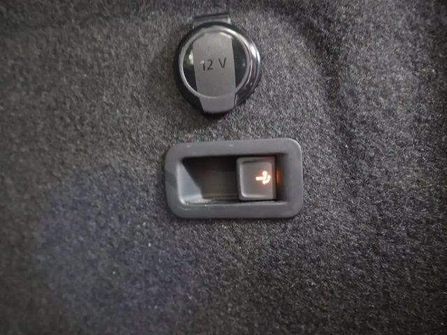 Volkswagen Golf Life Variant