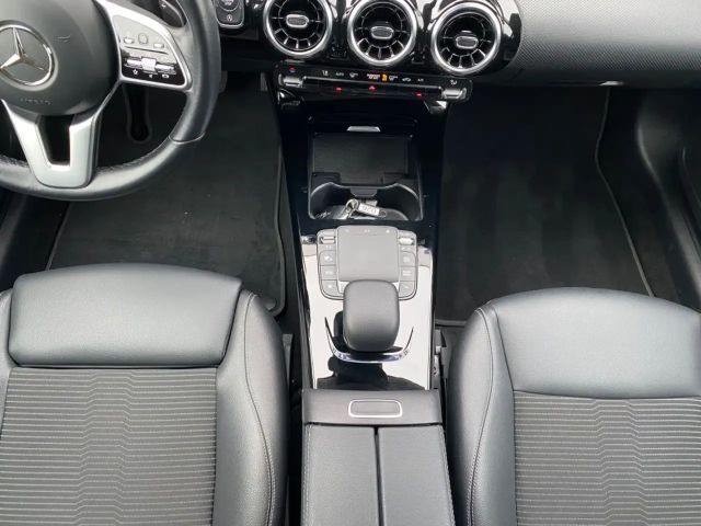 Mercedes-Benz CLA 180 Shooting Brake