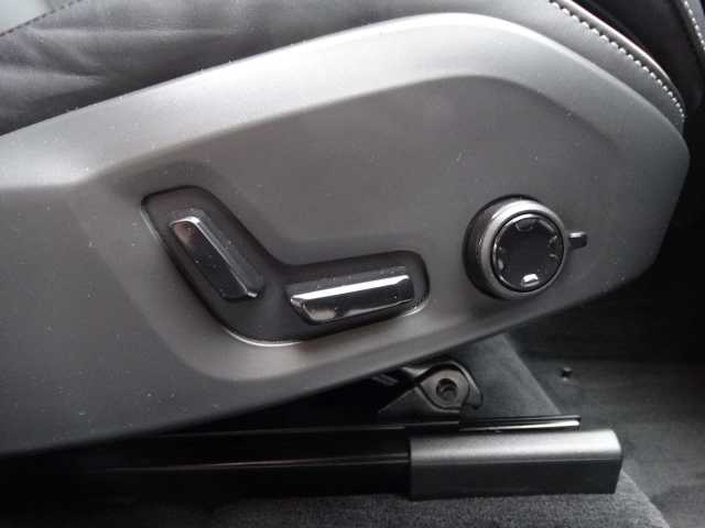 Volvo XC60 AWD R-Design Recharge T6