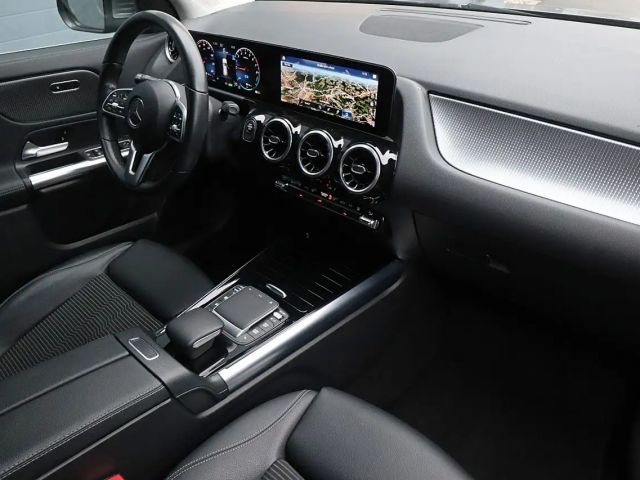 Mercedes-Benz GLA 250 GLA 250 e
