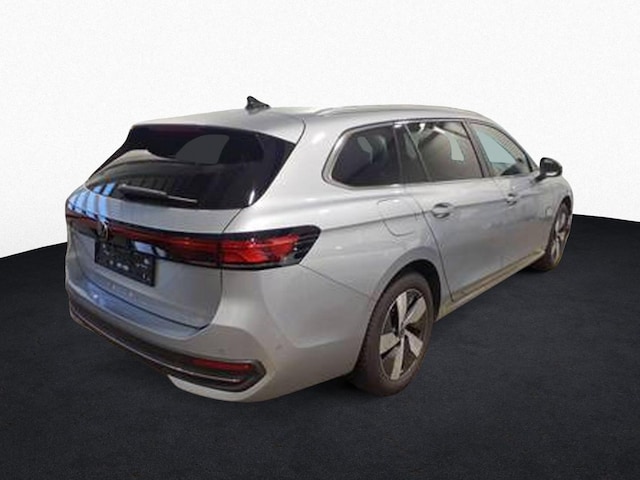 Volkswagen Passat 1.5 eTSI Business DSG Variant