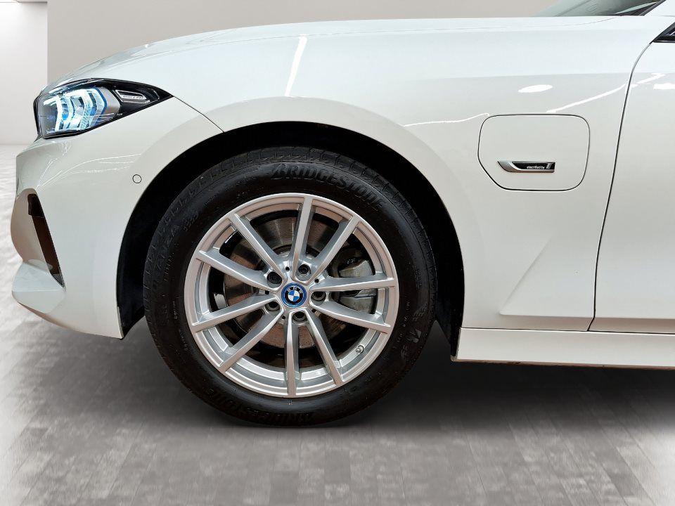 BMW 320 320e Touring