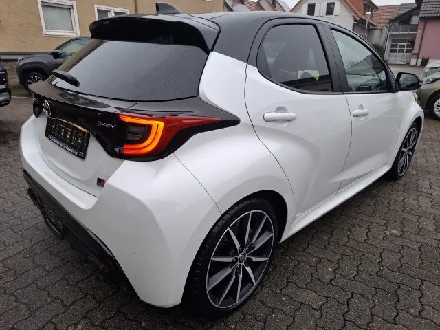 Toyota Yaris 5-deurs GR Hybride VVT-i