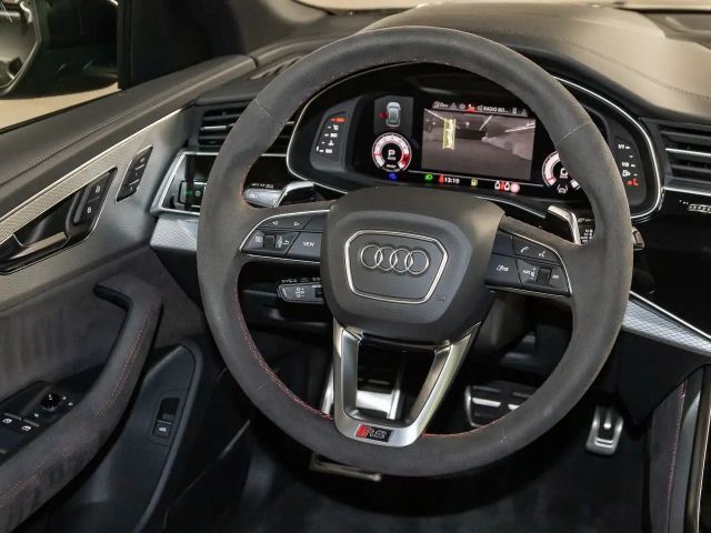 Audi RS Q8 Performance