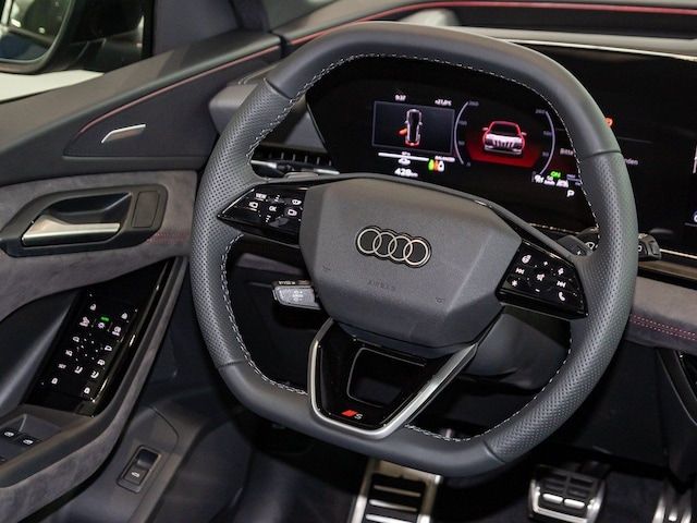 Audi Q6 e-tron Quattro