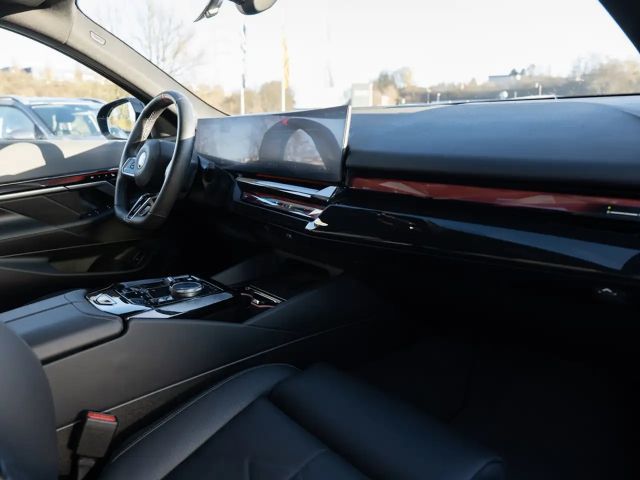 BMW i5 M60 Touring xDrive