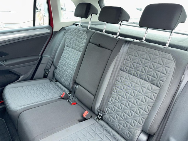 Volkswagen Tiguan TSi CarPlay/Black/ACC/LED/Navi/PDC