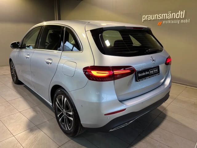 Mercedes-Benz B 200 B 200 d Progressive Sedan