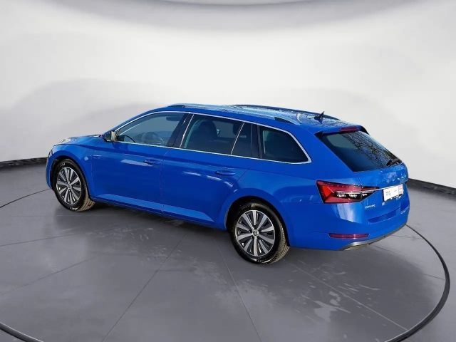 Skoda Superb 2.0 TDI Combi Style Style