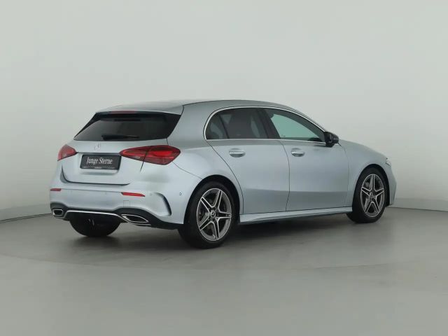 Mercedes-Benz A 200 AMG Line