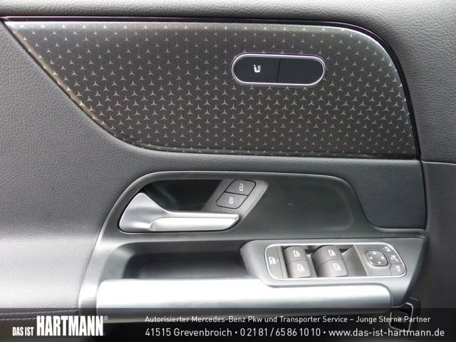 Mercedes-Benz B 200 Progressive Sedan